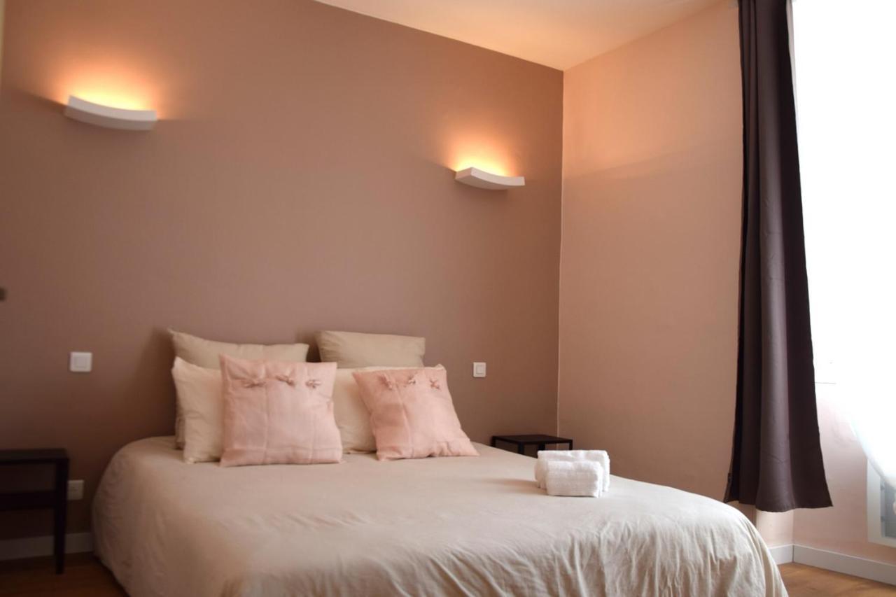 Le Lys Hotel Lacrouzette Luaran gambar